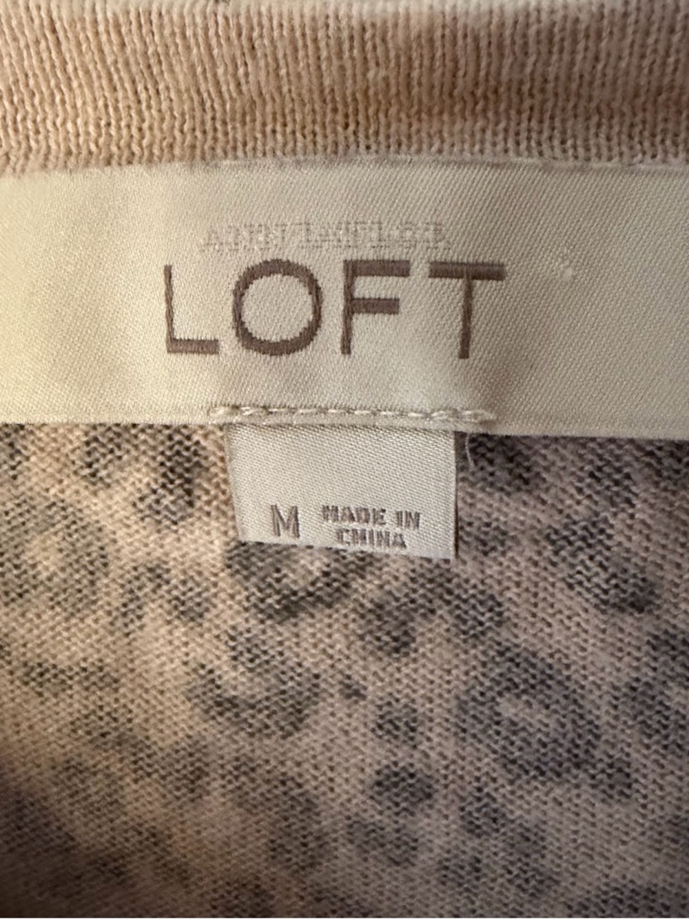 LOFT Neutral Leopard-Print Knit Cardigan - pre owned- size Medium - Pima Cotton - Picture 2 of 12